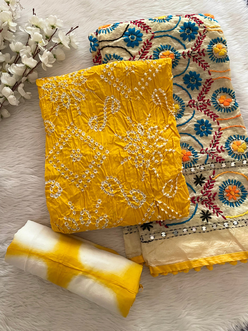 Cotton Kutch Hand Crafted Kutch Bandhani With Phulkari Dupatta Bandhani Dress Material (Unstitched)