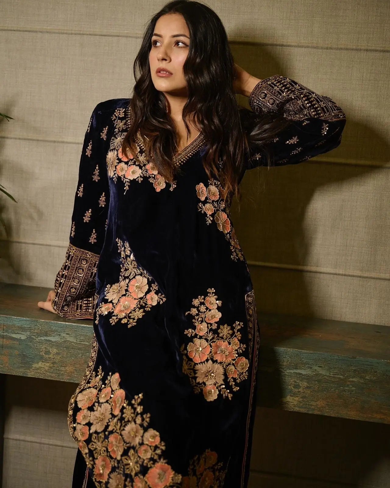 Viscose Thread Embroidery work Party wear Velvet suit