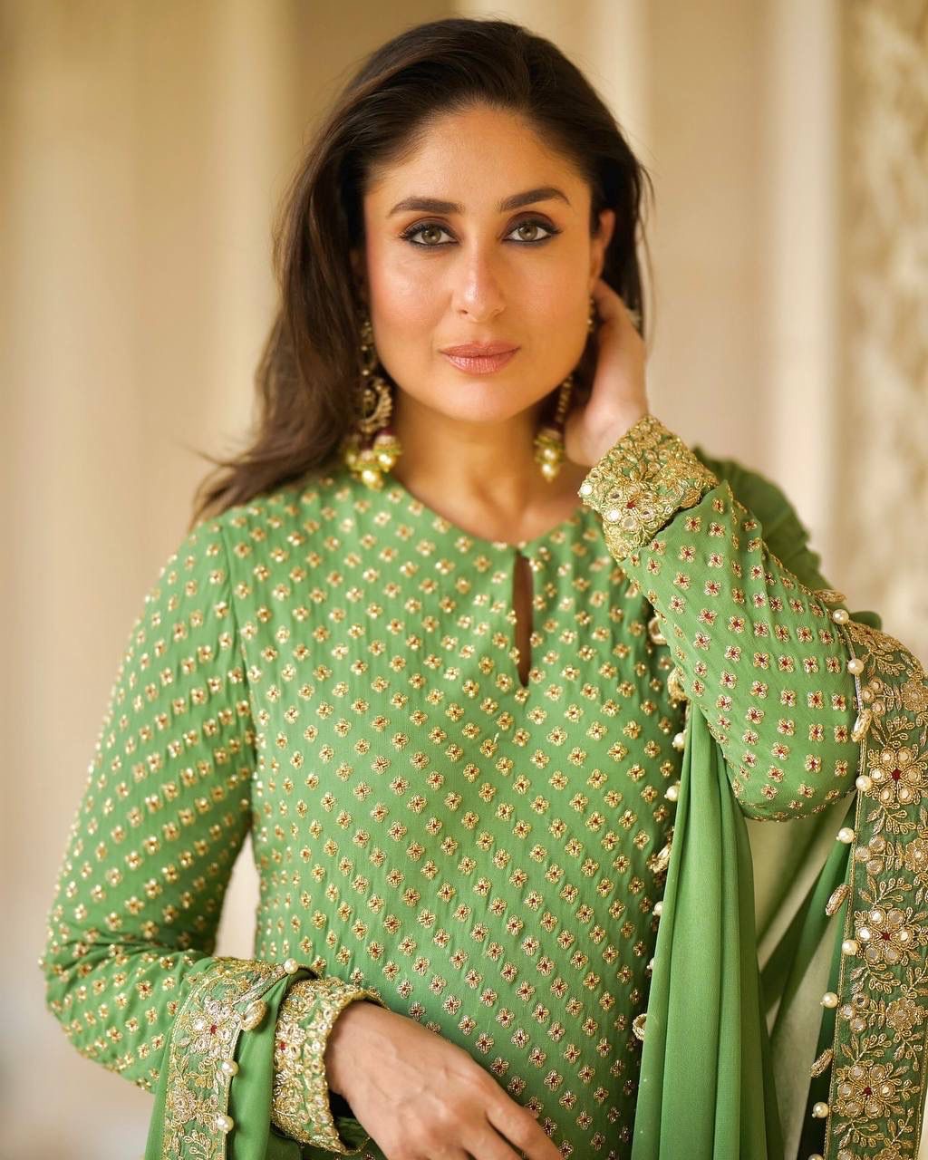 Faux Georgette Attractive Designer 3 Pc Kurti Pant Dupatta