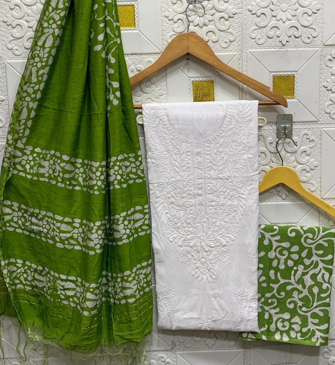 Cotton Lakhnavi Thread work Silk Batik Print Bottom Dupatta Dress Material (Unstitched)