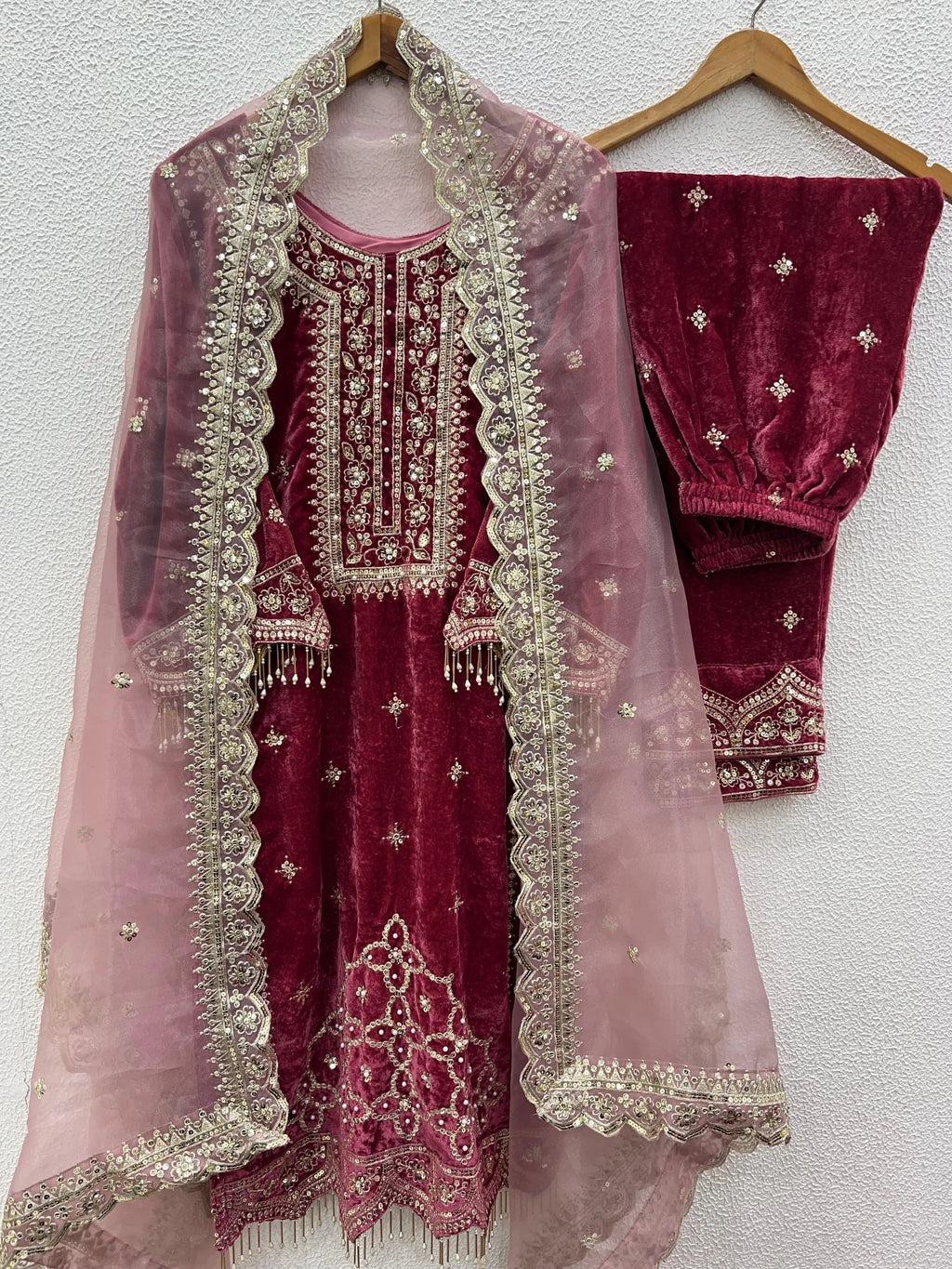 Sequence Moti work Party wear Velvet Suit (Stitched)