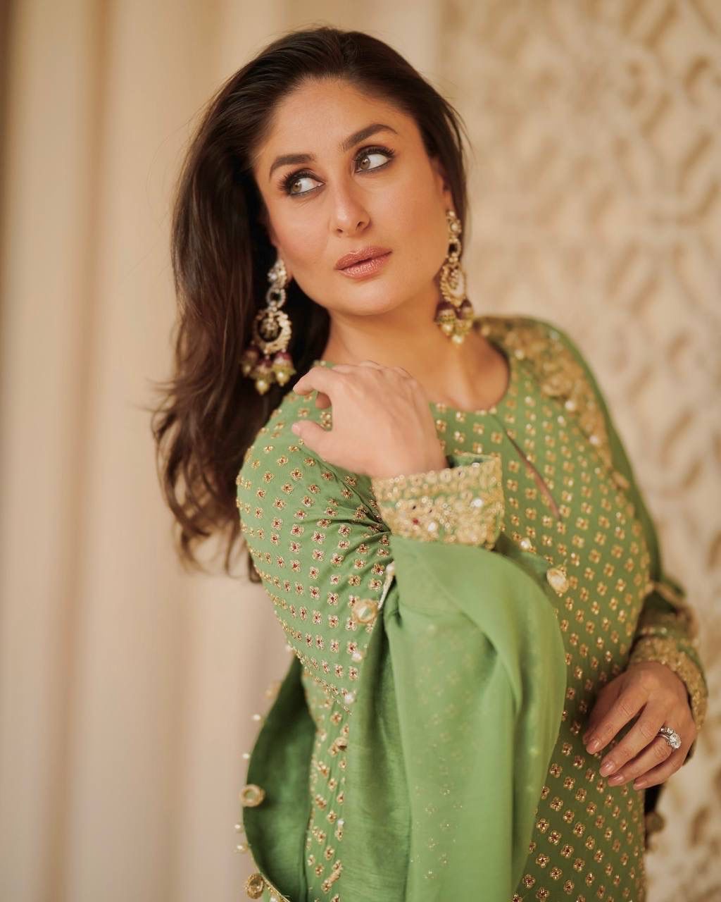 Faux Georgette Attractive Designer 3 Pc Kurti Pant Dupatta