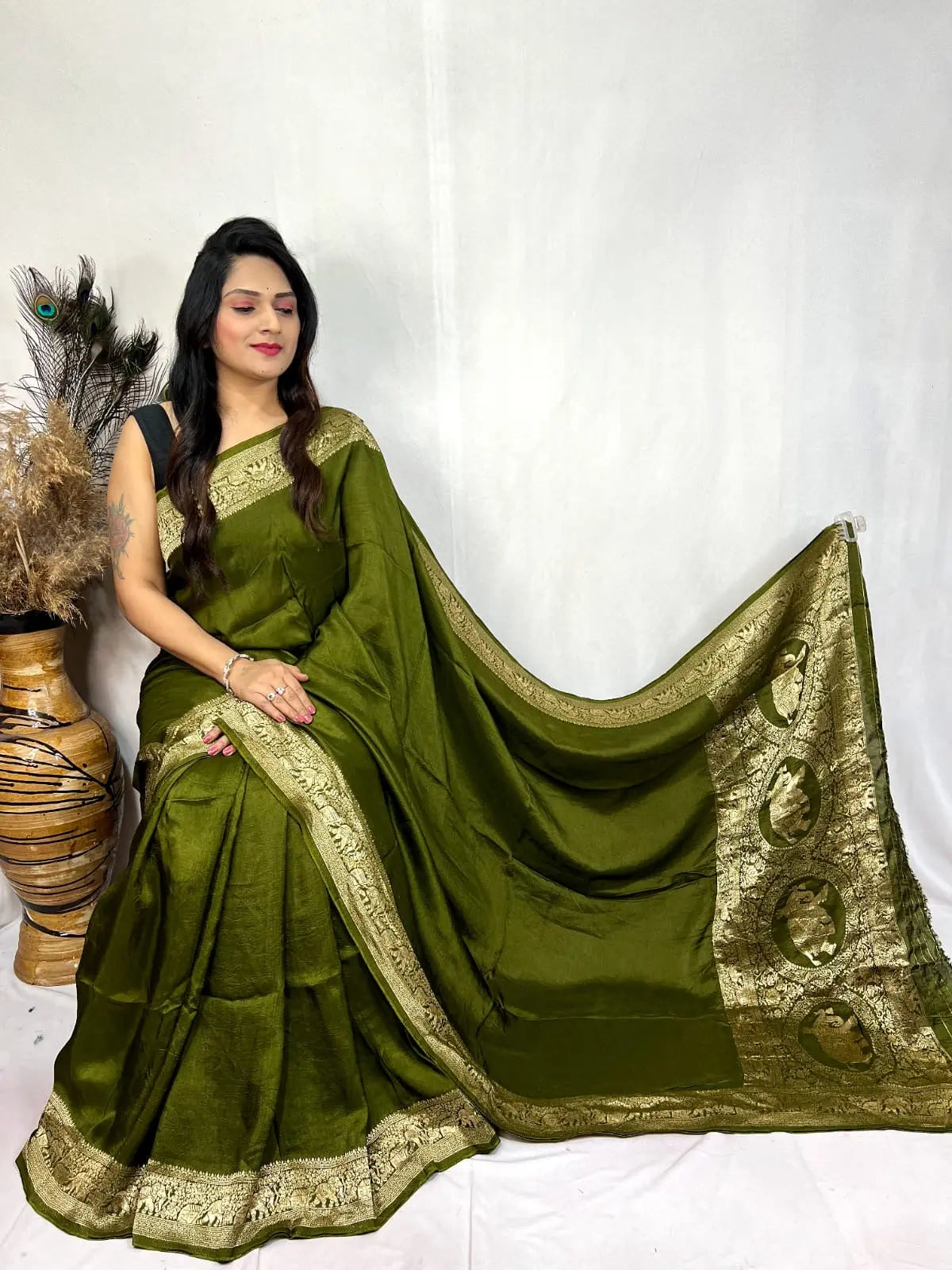 Dola Silk Golden Zari Border Saree