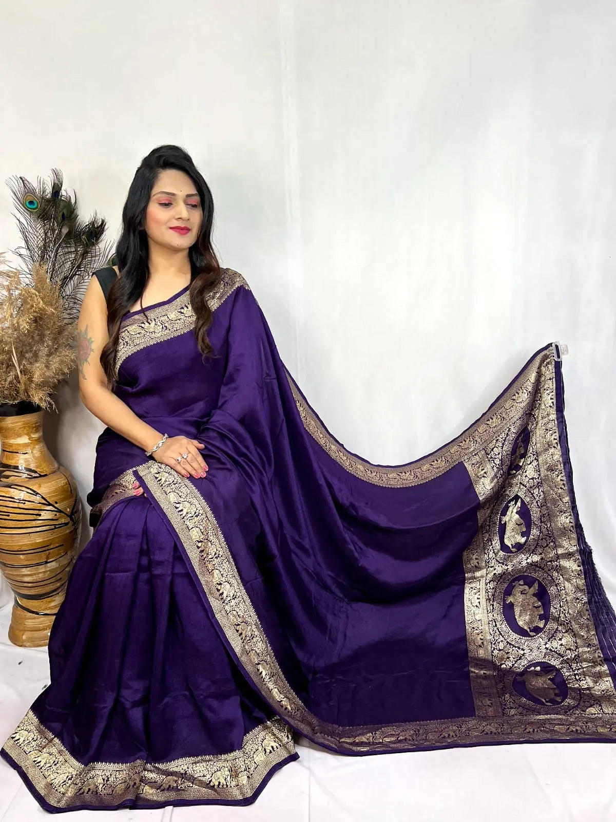 Dola Silk Golden Zari Border Saree