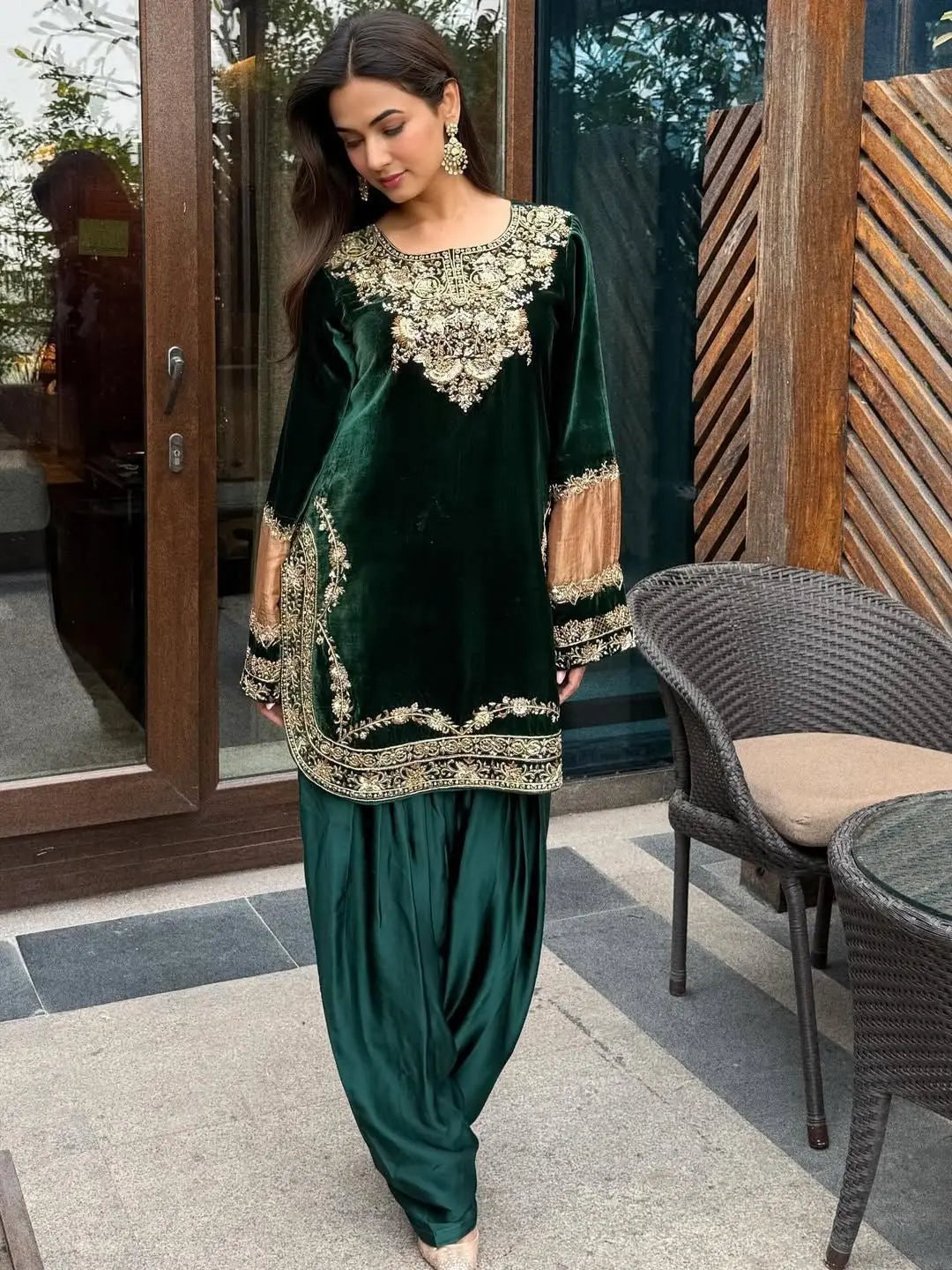 Ethenika Original Sequence Embroidery Work Designer Party Wear Velvet Kurti Pant Dupatta Set (Ready To Wear)