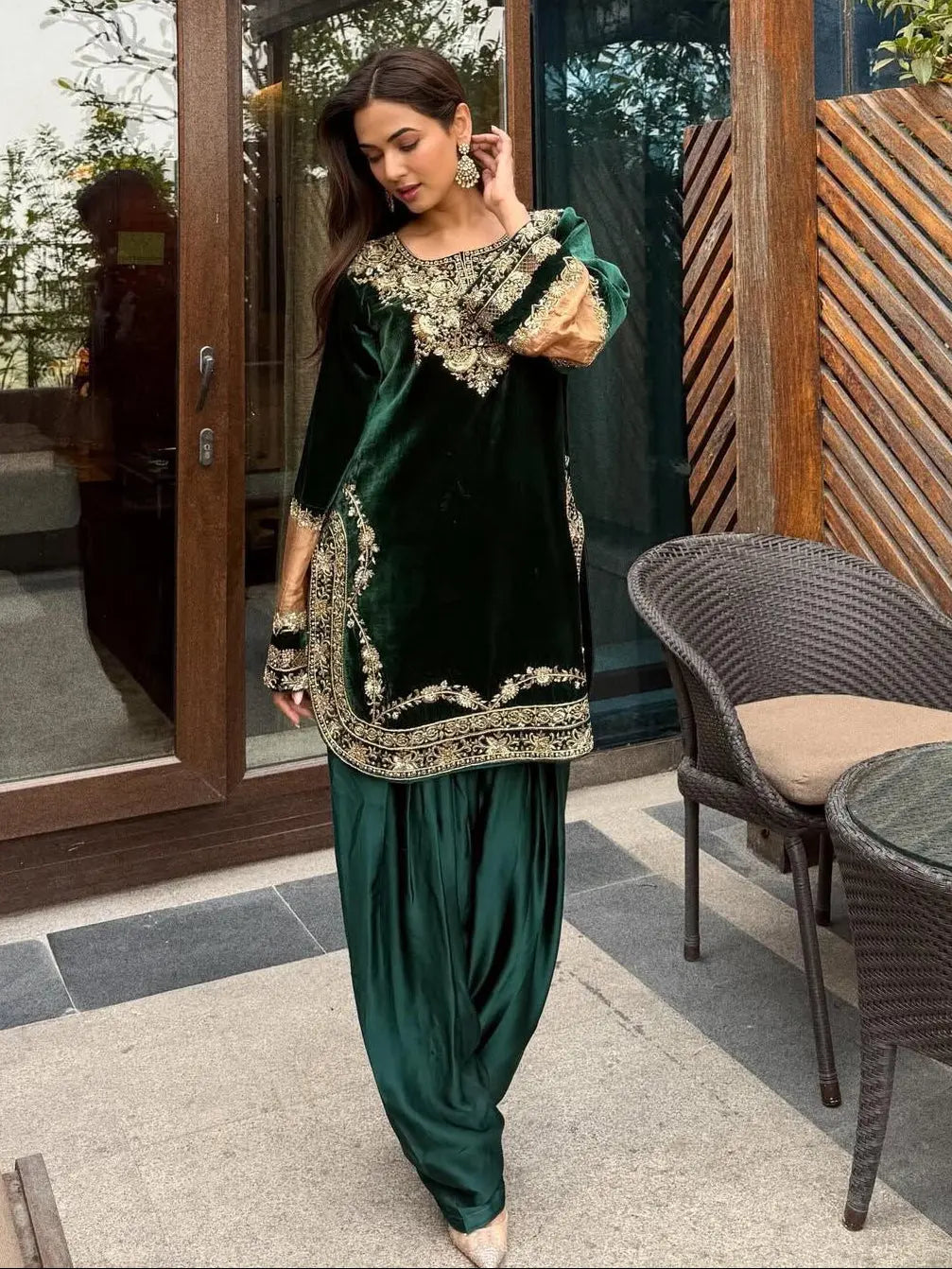Ethenika Original Sequence Embroidery Work Designer Party Wear Velvet Kurti Pant Dupatta Set (Ready To Wear)