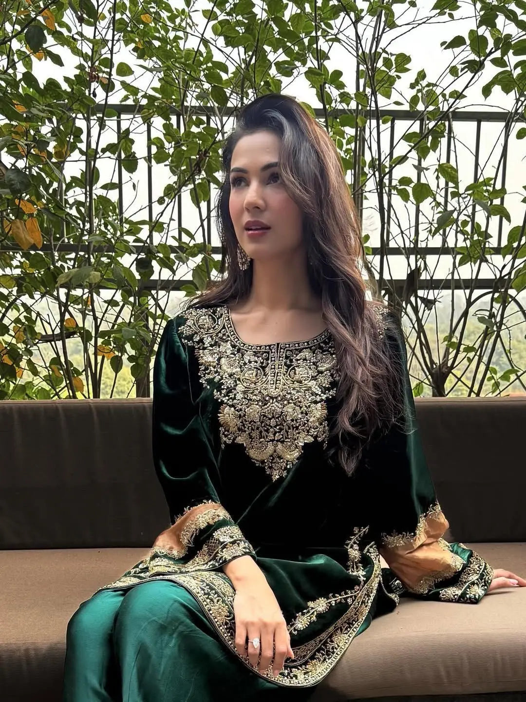 Ethenika Original Sequence Embroidery Work Designer Party Wear Velvet Kurti Pant Dupatta Set (Ready To Wear)