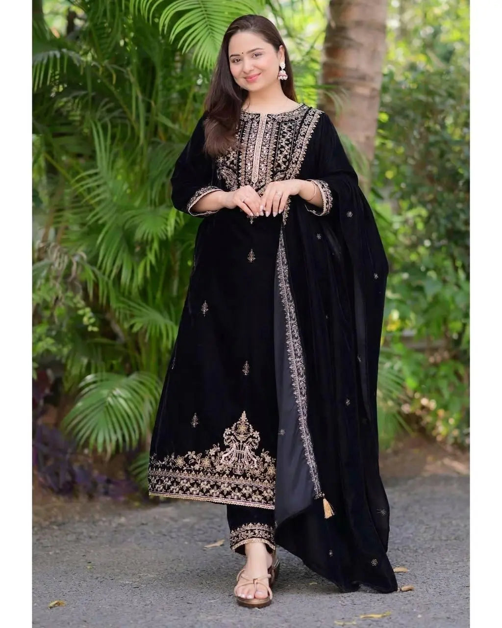 Ethenika Thread Embroidery Work Winter Wear Velvet Suit for Women
